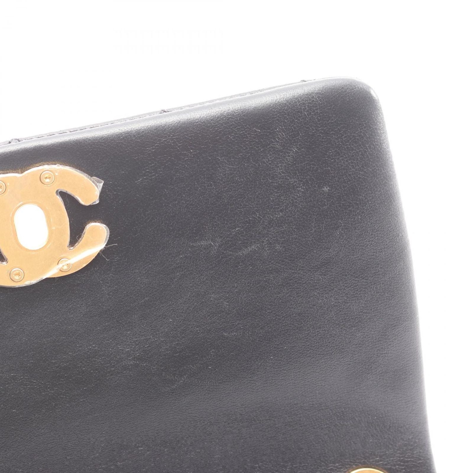Chanel Shoulder Bag 19 Diznow Quilted Black Lambskin 19 lela Che — view 6