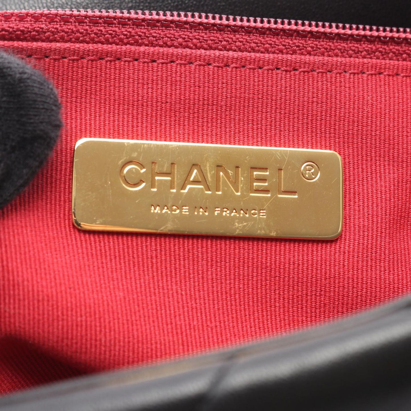 Chanel Shoulder Bag 19 D'isneuf Quilted 2-Way Black Lambskin 19 Chain — view 4