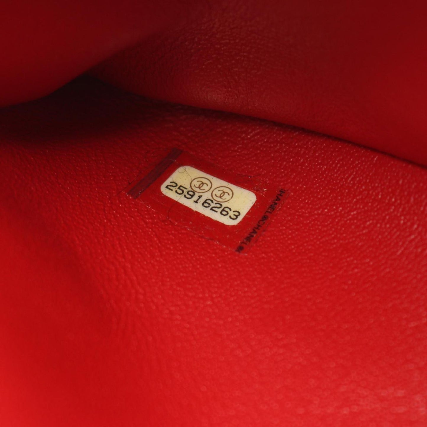 Chanel Shoulder Bag Blanc Stitch Red Leather Chain — view 5