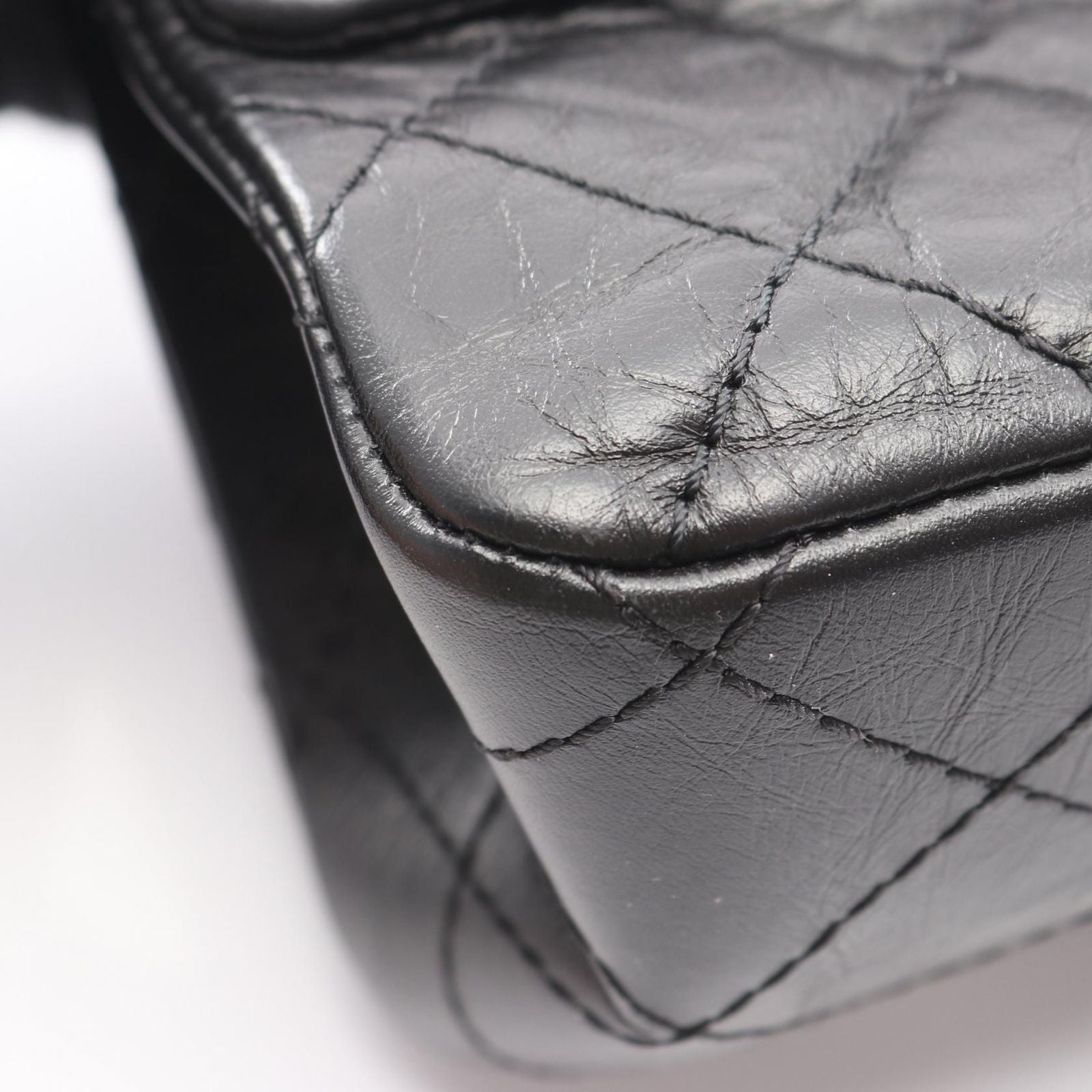 Chanel Shoulder Bag 2.55 Quilted Double Flap Black Leather Chain — view 7