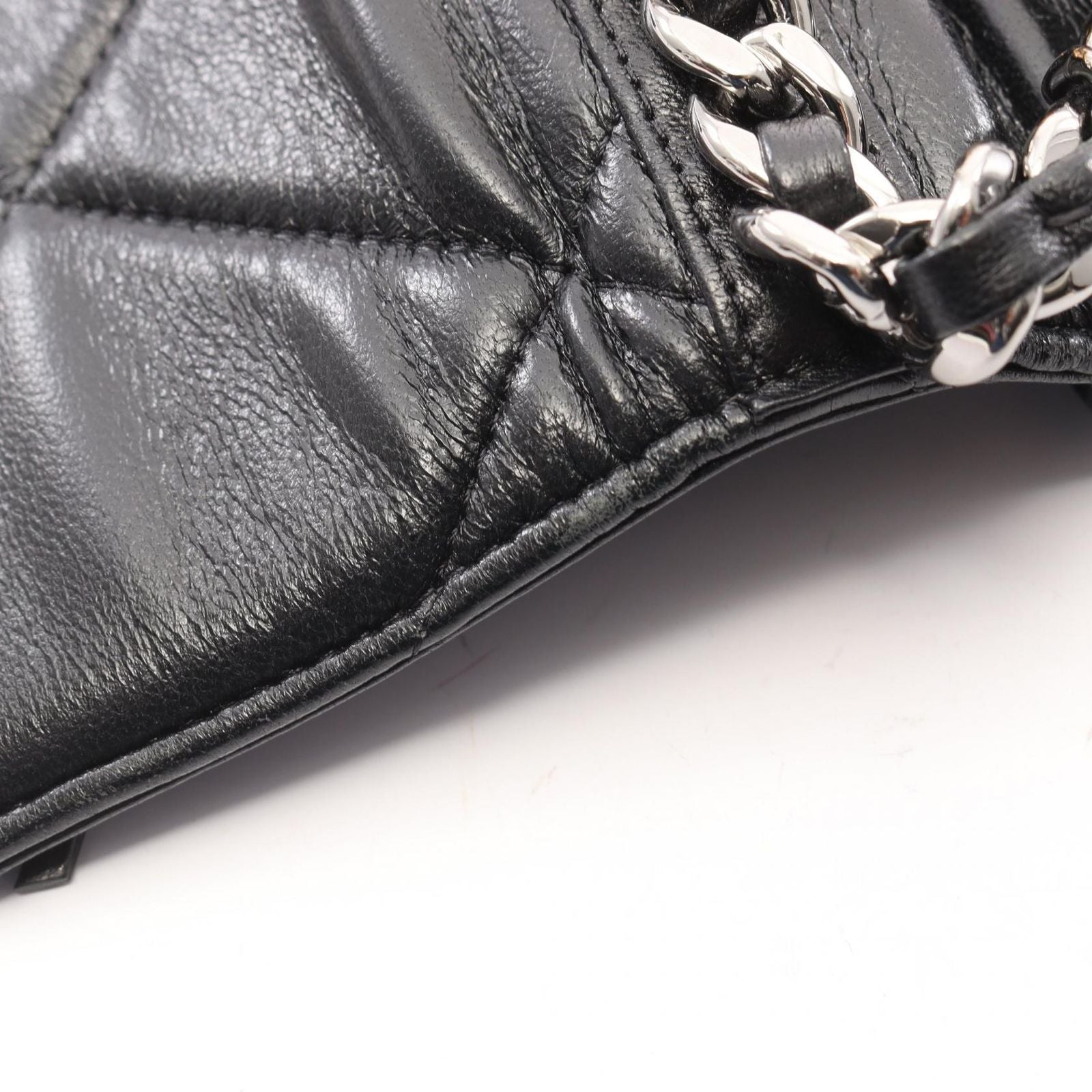 Chanel Shoulder Bag 19 2-Way Black Lambskin 19 Quilted Chain Wallet — view 8