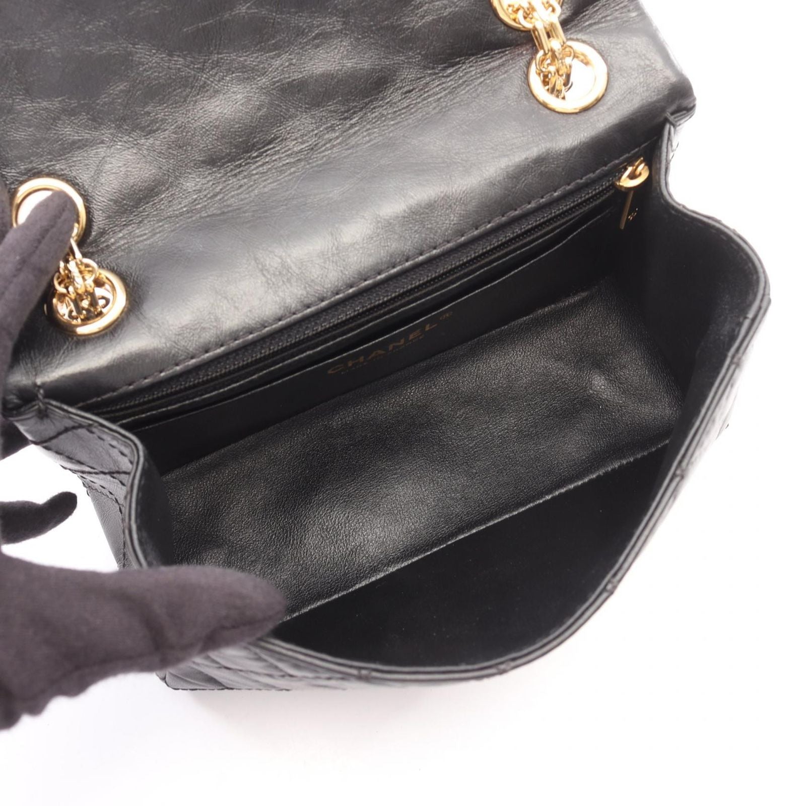 Chanel Shoulder Bag 2.55 Mini Quilted Black Leather Chain — view 3