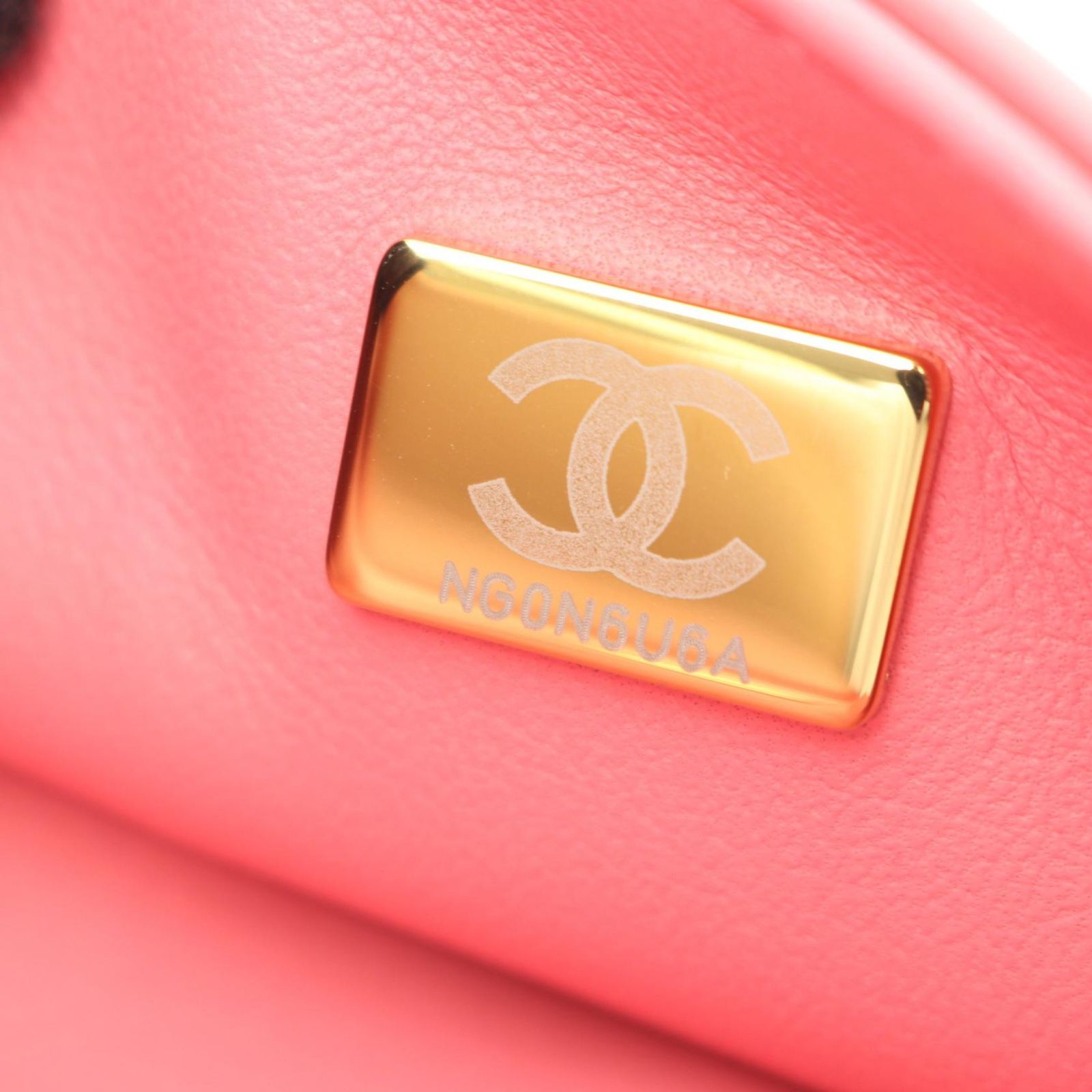 Chanel Shoulder Bag Quilted Top Handle 2-Way Pink Caviar Leather Chain — view 6