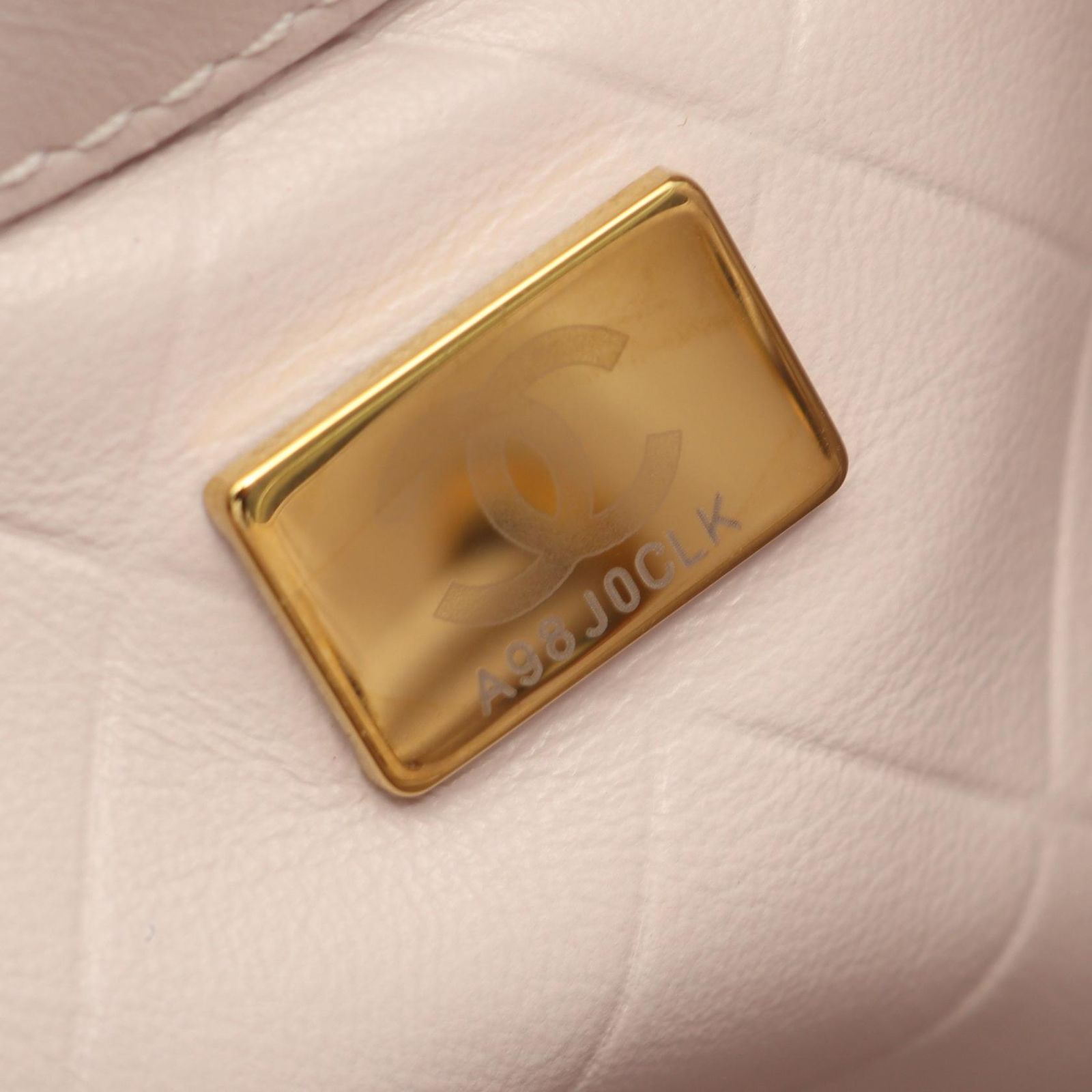 Chanel Shoulder Bag Quilted Light Pink Leather — view 5