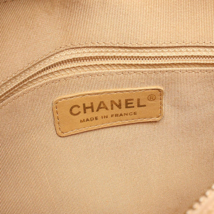 Chanel Shoulder Bag Quilted Caviar Leather CC Logo — view 4