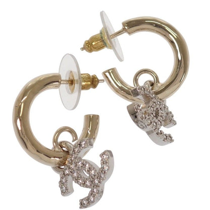 Chanel CC Logo Hoop Earrings Metal Gold Silver — view 5