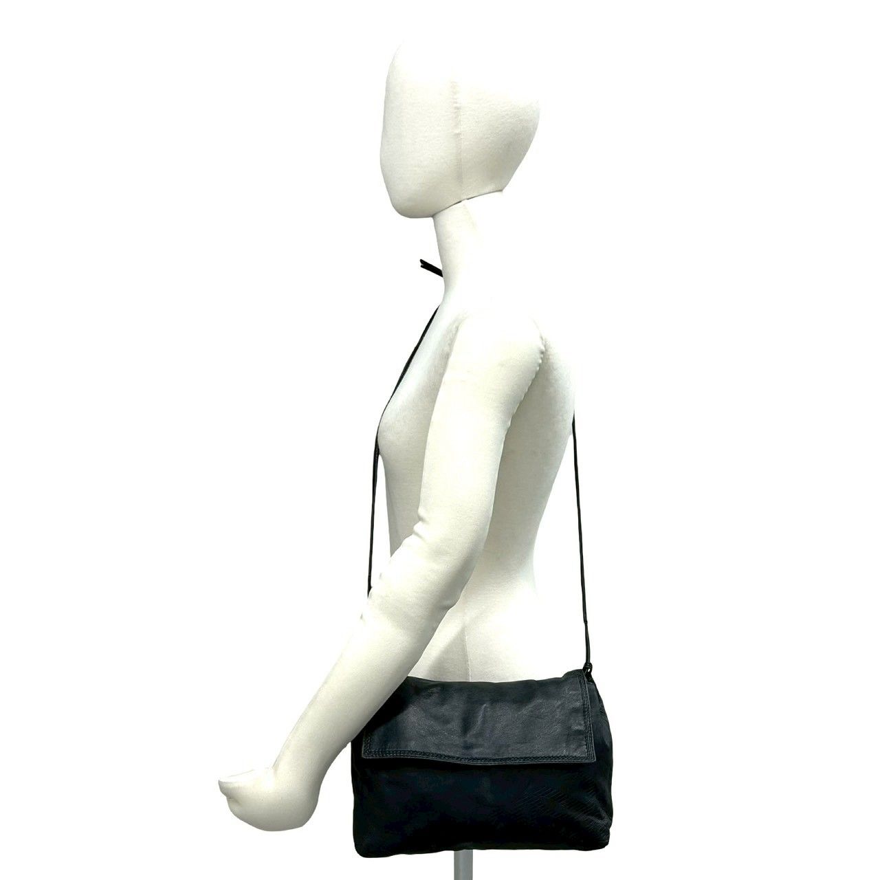 Loewe Vintage Anagram Logo Nappa Leather Mini Shoulder Bag Pochette Black — view 2