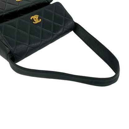 Chanel Vintage Quilted CC Logo Lambskin Leather Shoulder Bag Black — view 4