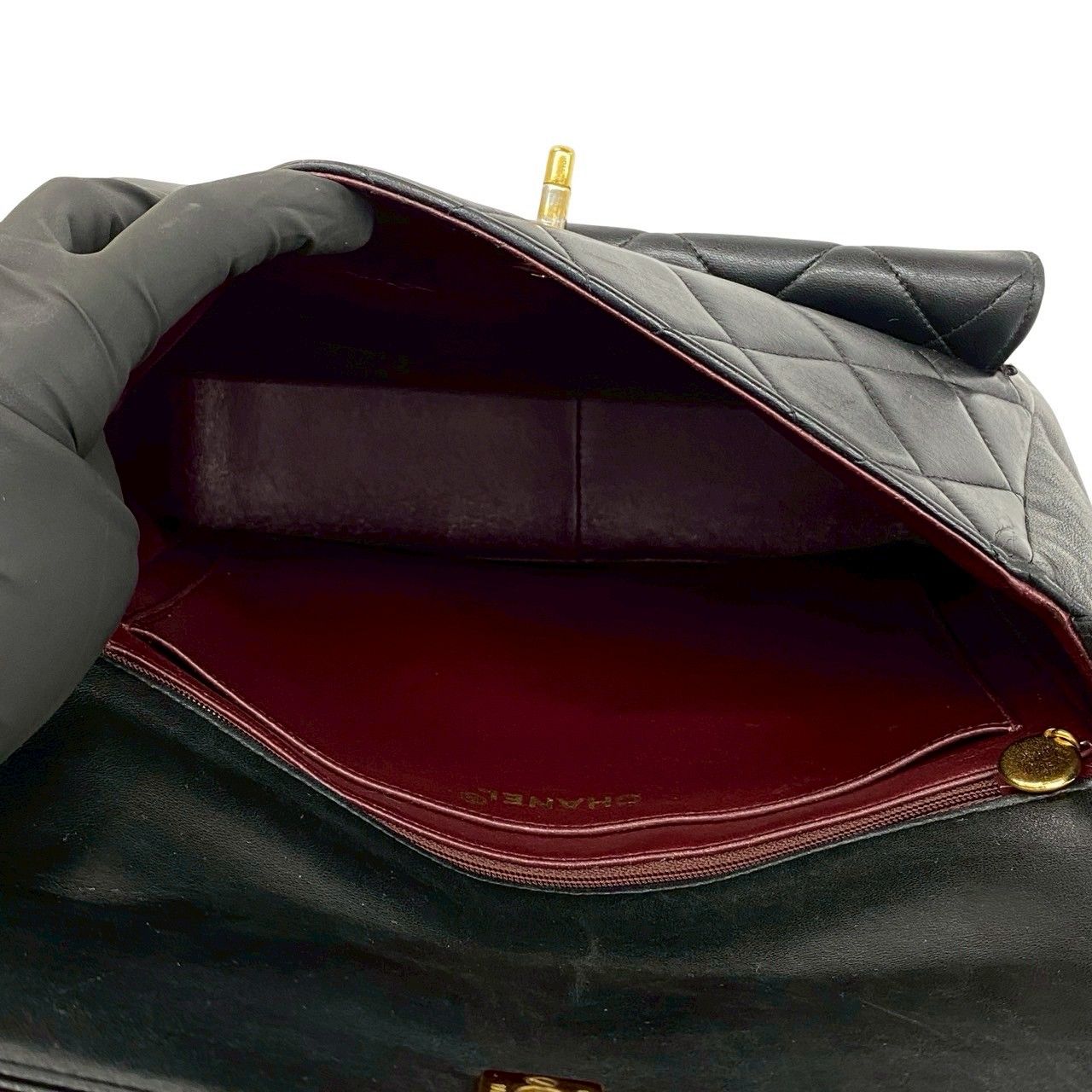 Chanel Vintage Quilted CC Logo Lambskin Leather Shoulder Bag Black — view 9