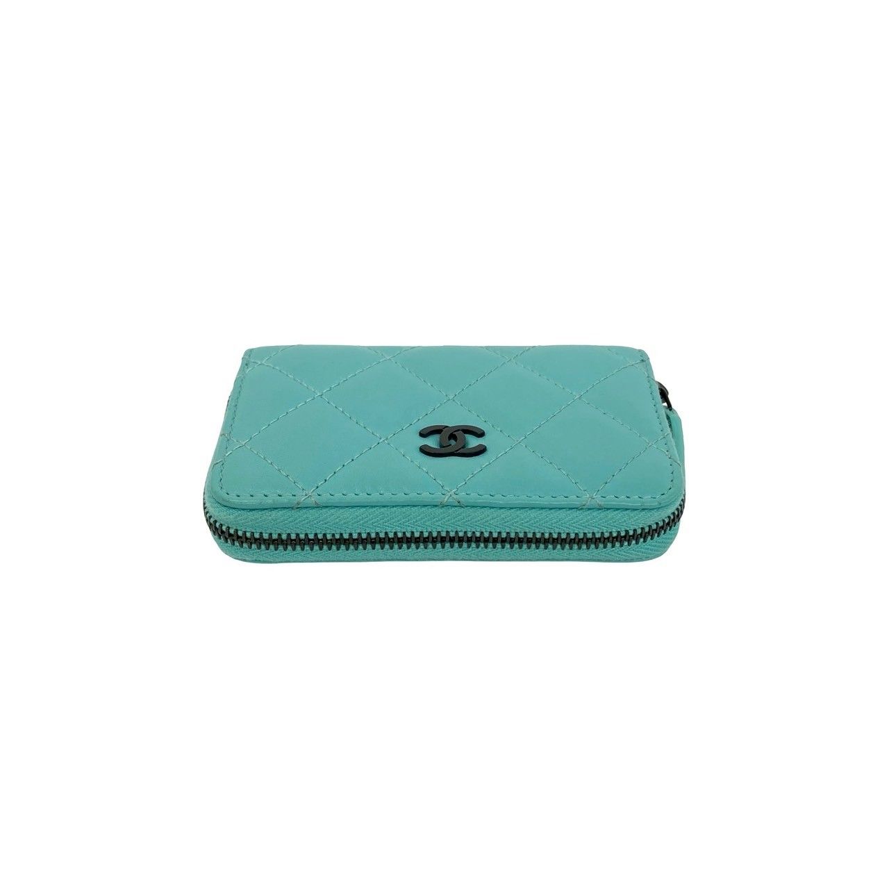 Chanel Quilted CC Logo Lambskin Leather Round Zip Coin Case Light Green — view 3