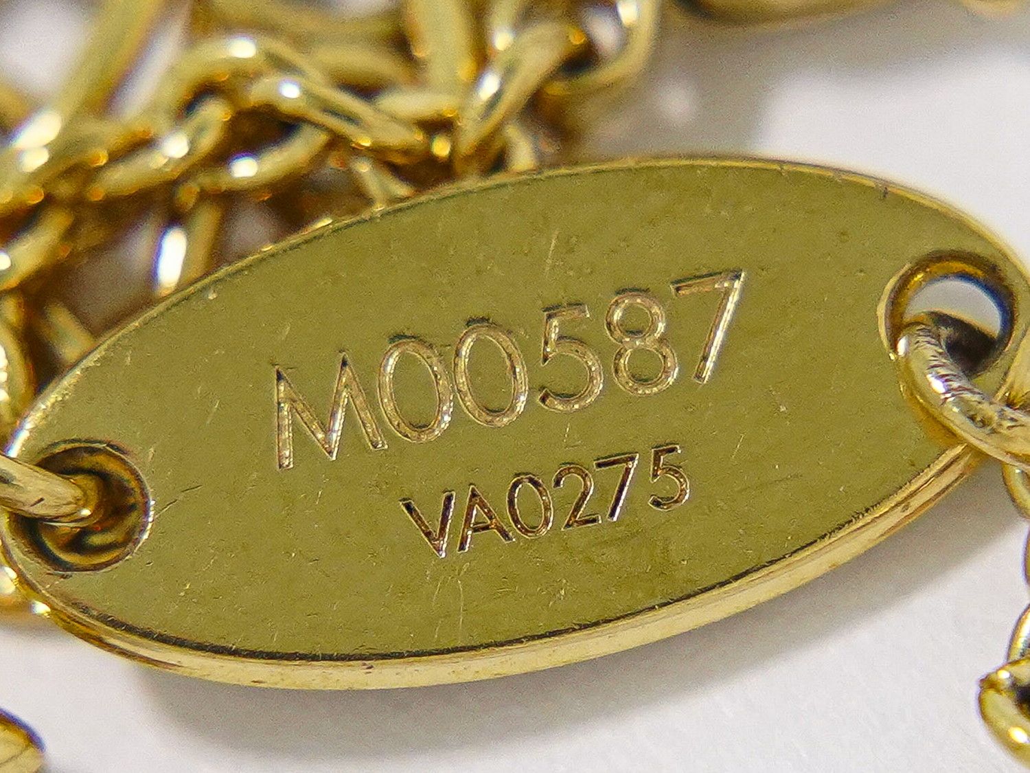 Louis Vuitton Bracelet LV Iconic Rhinestone Gold Plated — view 9