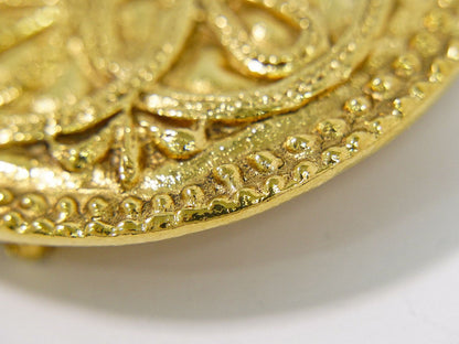 Chanel CC Logo Brooch Gold Plated — view 6