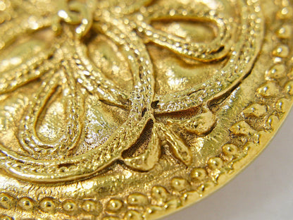 Chanel CC Logo Brooch Gold Plated — view 4