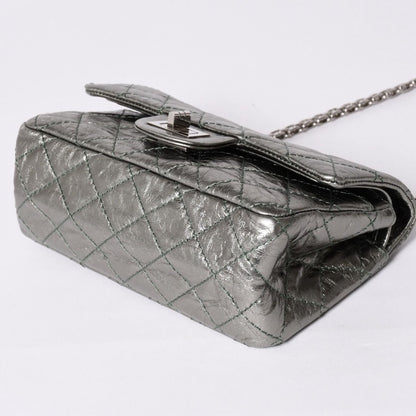 Chanel 2.55 Double Flap Chain Shoulder Bag Vintage Calfskin Metallic Green — view 7