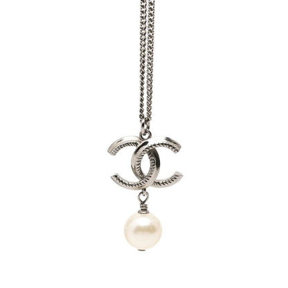 Chanel CC Logo Necklace Silver Metal Faux Pearl