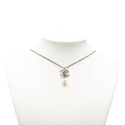 Chanel CC Logo Necklace Silver Metal Faux Pearl — view 6
