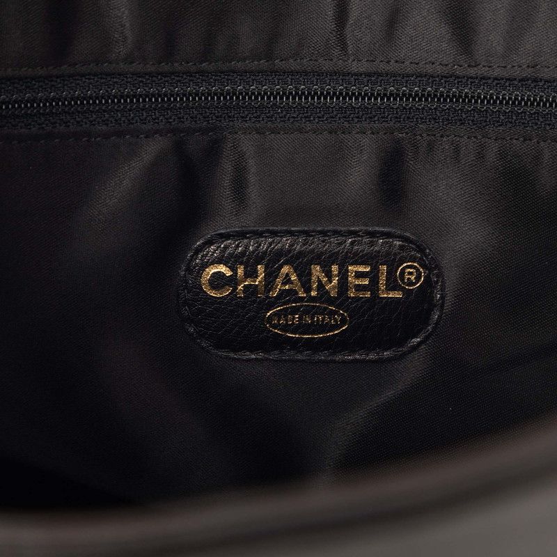 Chanel CC Logo Big Coco Chain Shoulder Bag Black Leather — view 5