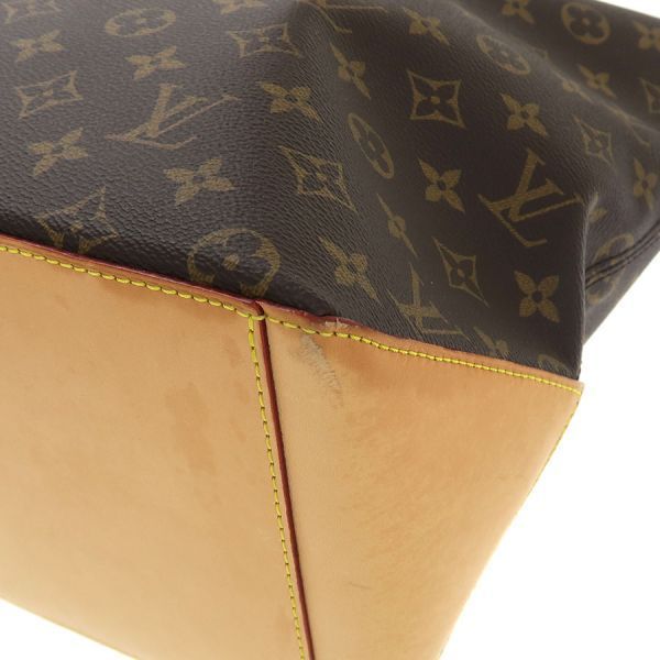 Louis Vuitton Monogram Mezzo Messenger Bag — view 7