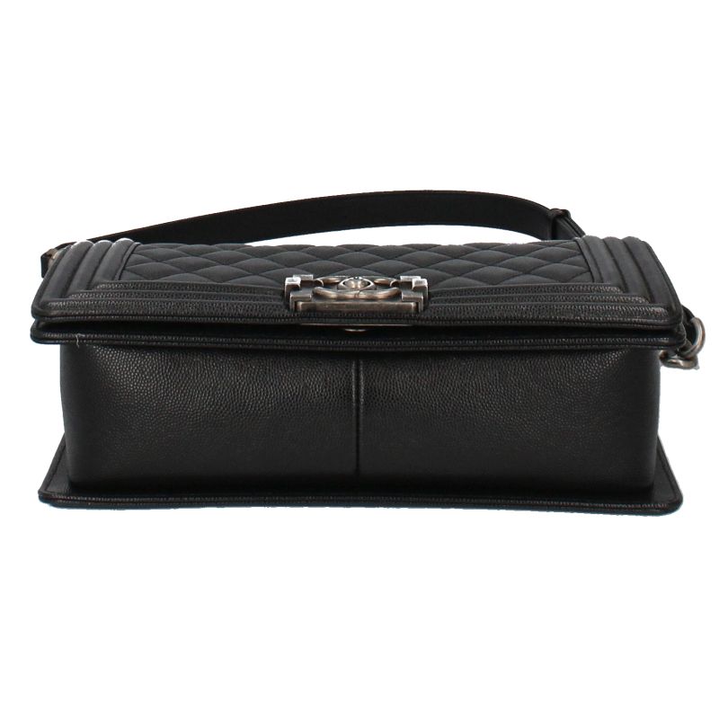 Chanel Chain Shoulder Bag Caviar Leather Black — view 5