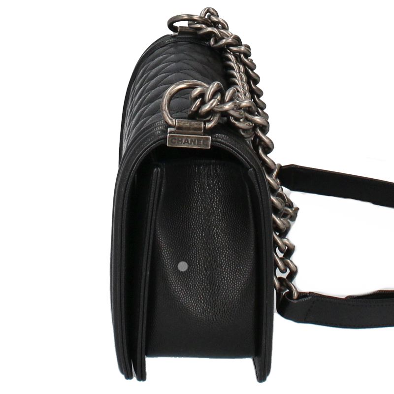 Chanel Chain Shoulder Bag Caviar Leather Black — view 2