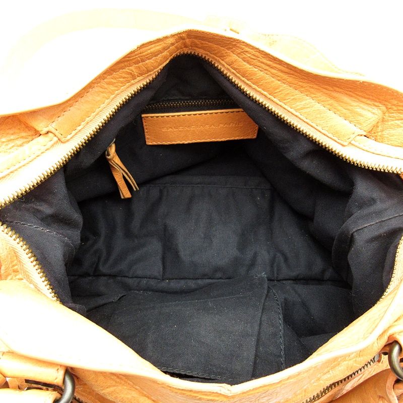 Balenciaga the Town Sheepskin Handbag Orange — view 7