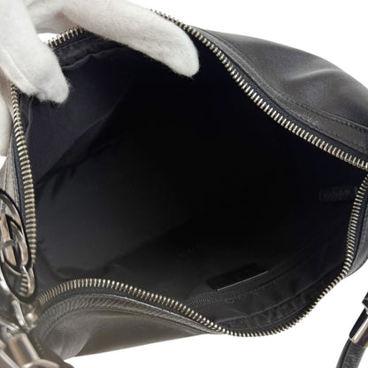 Gucci GG Logo Shoulder Bag Black Leather Silver — view 8