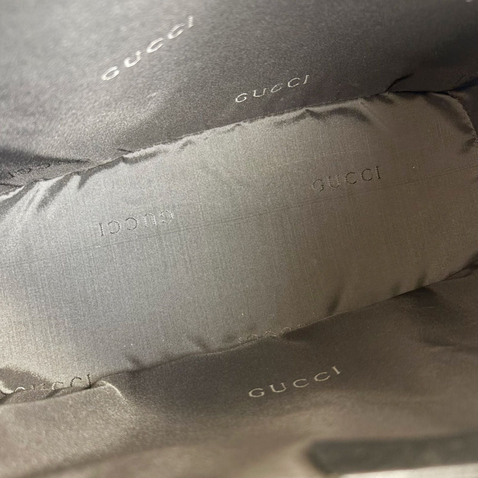 Gucci GG Logo Shoulder Bag Black Leather Silver — view 9