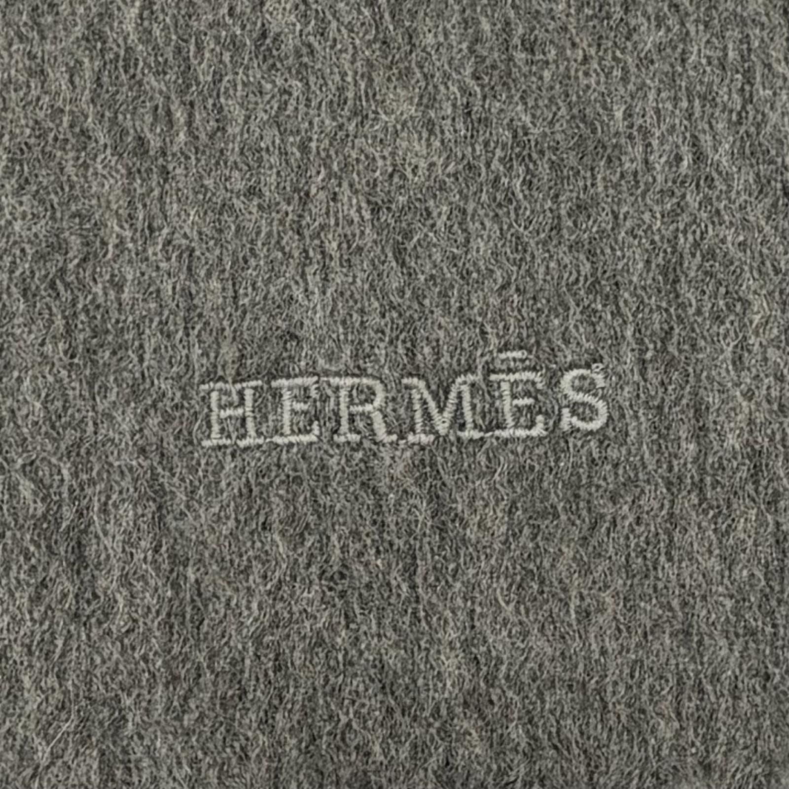 Hermes Rectoverso Cashmere 100% Logo Embroidery with Fringe Scarf Shawl Gray — view 7