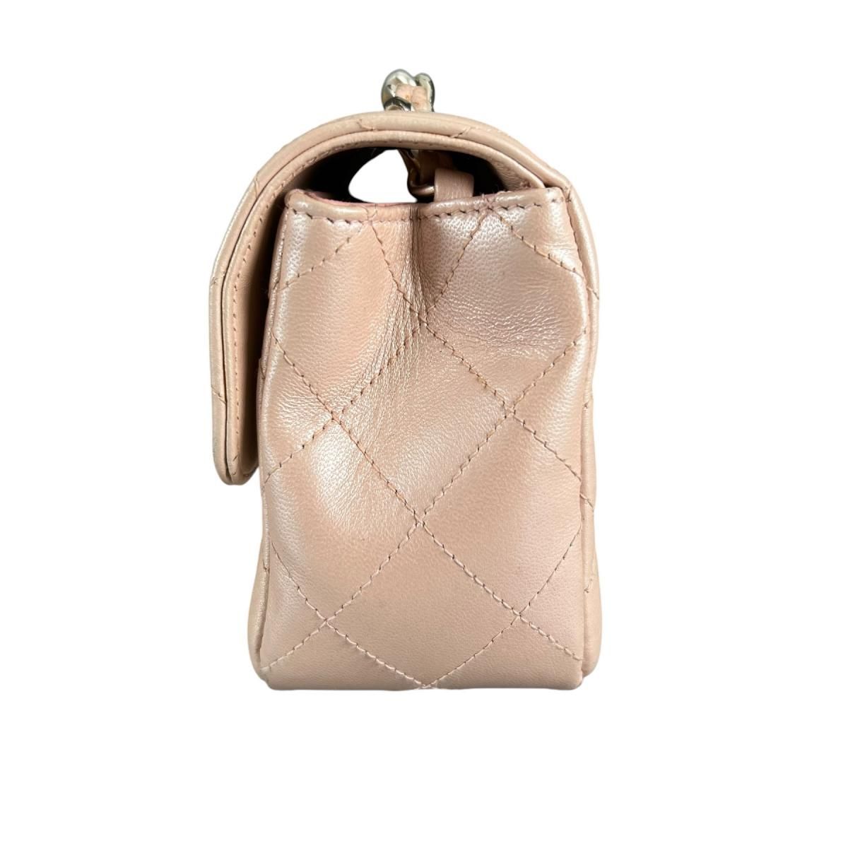 Chanel Lambskin Chain Wallet 19 Shoulder Bag Pink — view 4