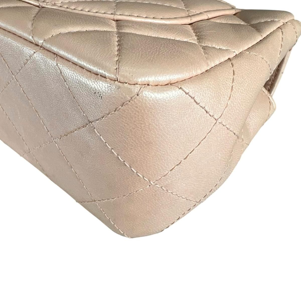 Chanel Lambskin Chain Wallet 19 Shoulder Bag Pink — view 9