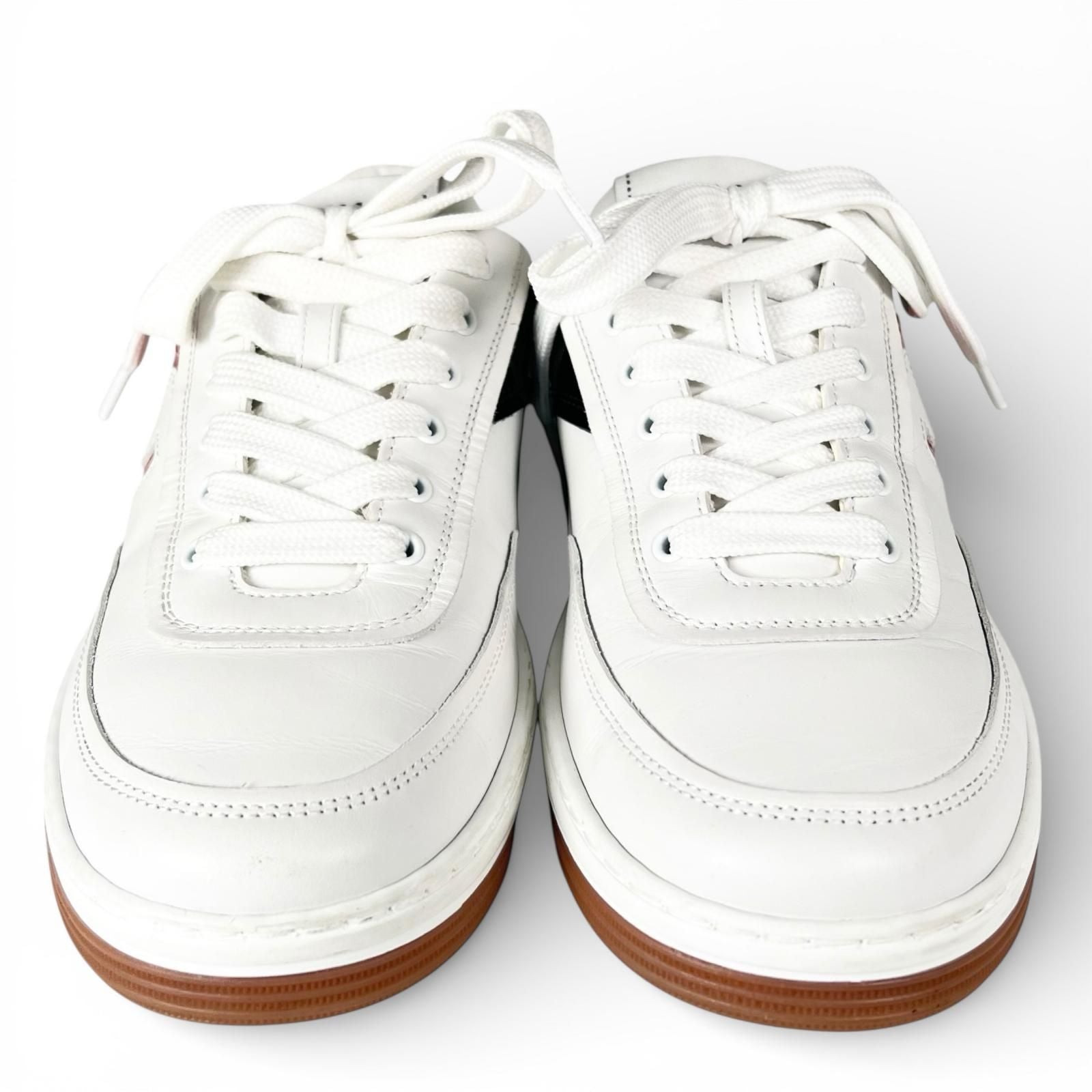 Chanel CC Logo Lace Up Low Cut Leather Sneakers White — view 2