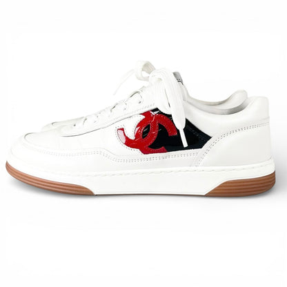 Chanel CC Logo Lace Up Low Cut Leather Sneakers White — view 3
