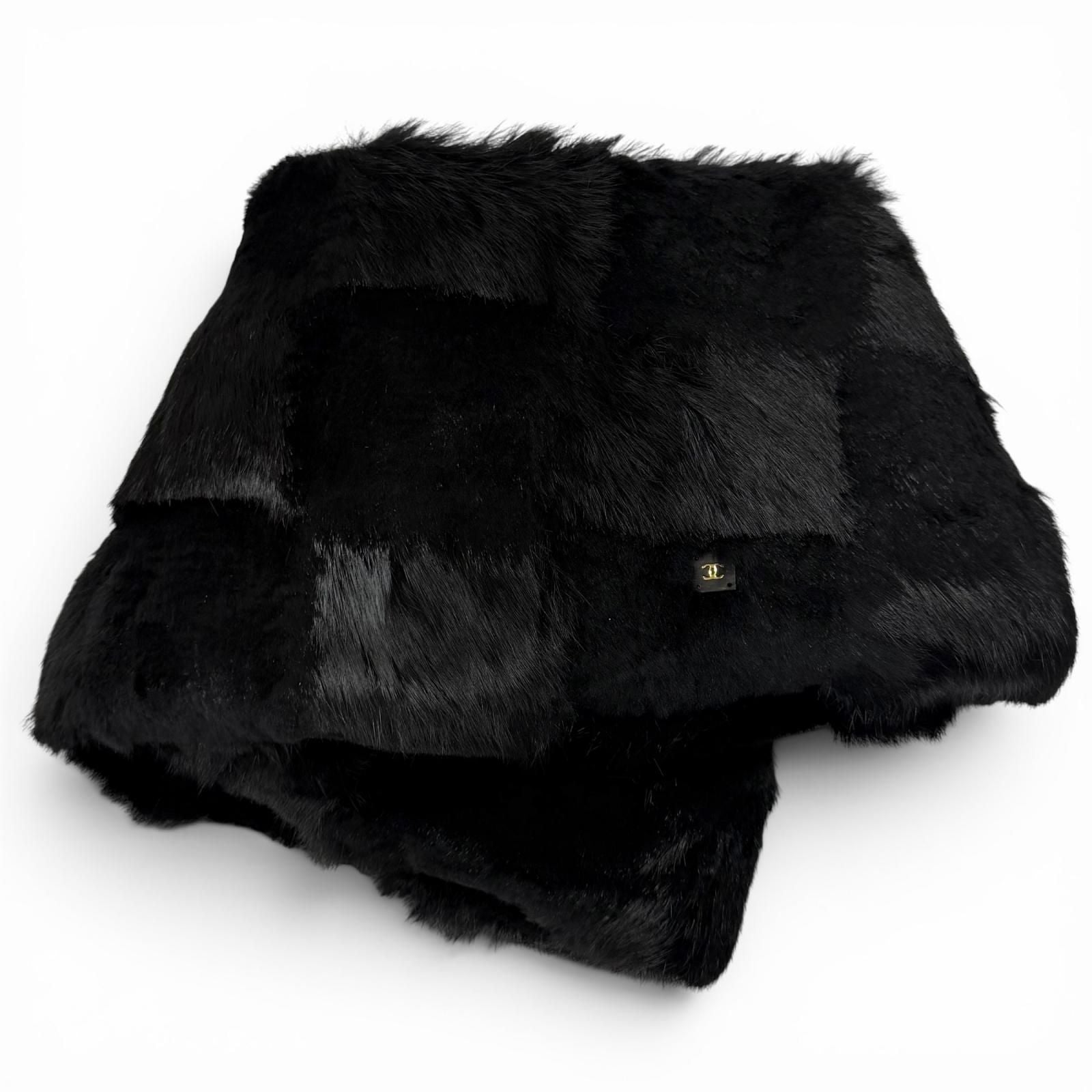 Chanel CC Logo Rabbit Fur Lapin Tippet Shawl Black 42 Scarf