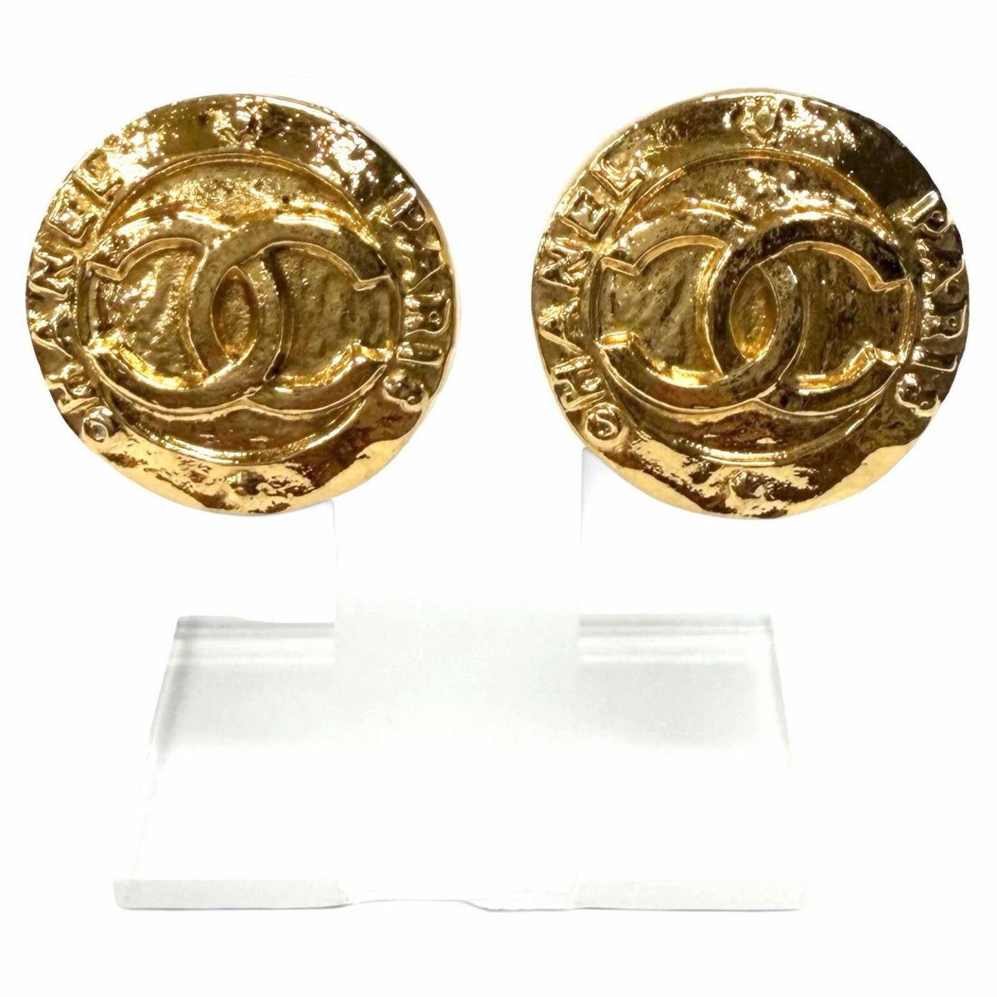 Chanel Vintage 28 CC Logo Earrings Gold French