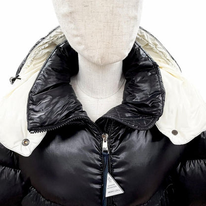 Moncler Abbaye Logo Hooded Zip Up Jacket Black 0 Items — view 4