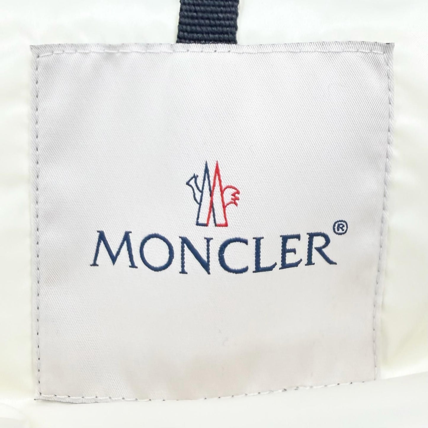 Moncler Abbaye Logo Hooded Zip Up Jacket Black 0 Items — view 8