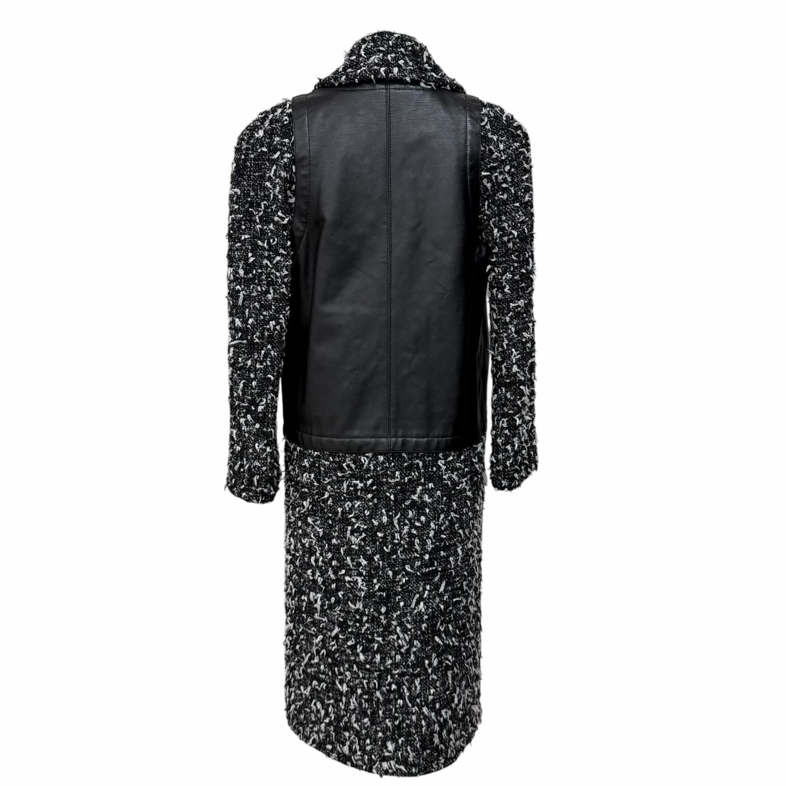 Chanel Alpaca Blend Wood Logo Button Calfskin Switch Ribbon Tweed Coat Black — view 3
