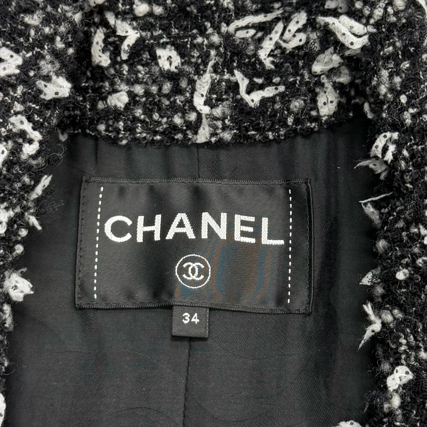 Chanel Alpaca Blend Wood Logo Button Calfskin Switch Ribbon Tweed Coat Black — view 7