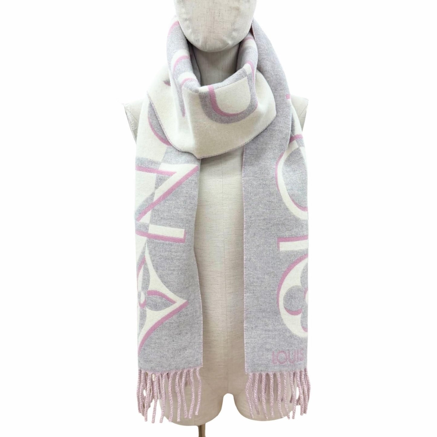 Louis Vuitton Scarf Duo Infinity Wool Cashmere Fringe Rose 205 26 cm Recommended — view 4