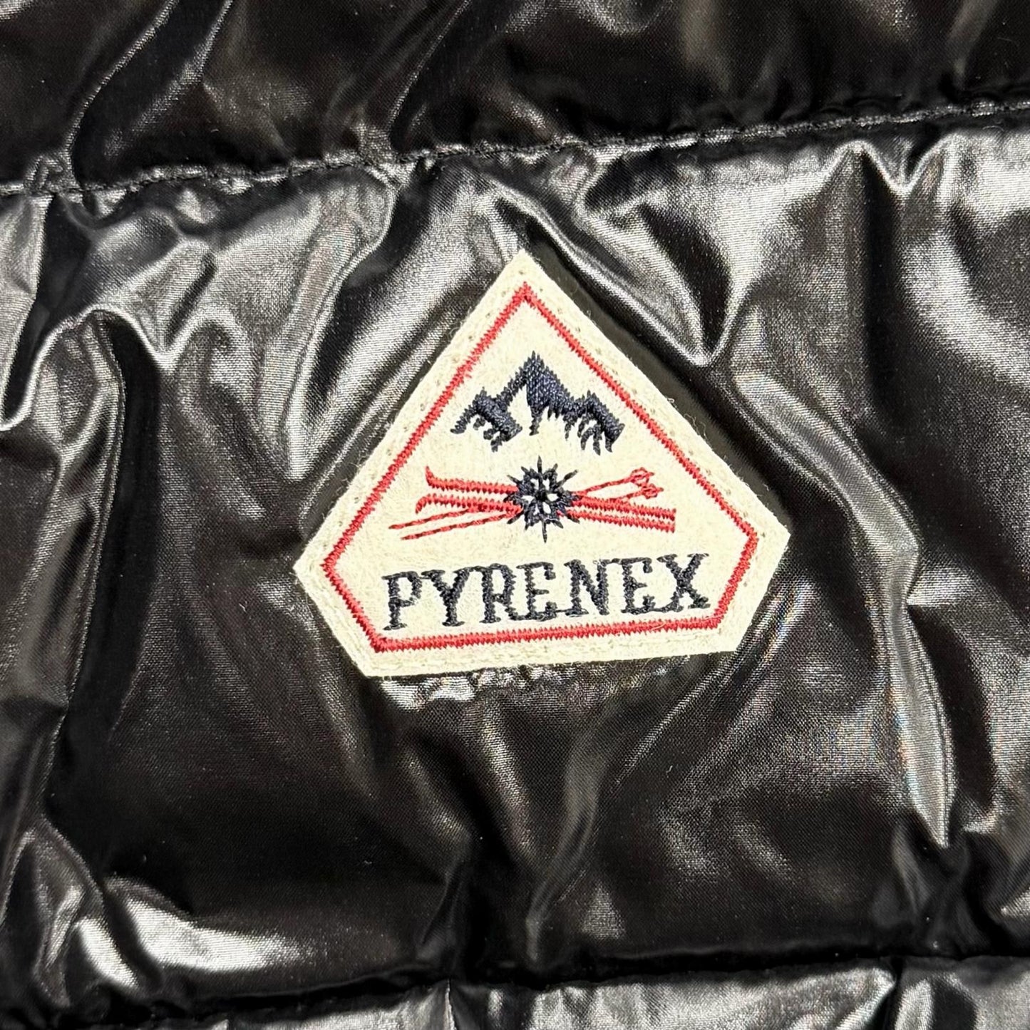 Bvlgari Pyrenex Willow Logo Patch Down Jacket Black 40 — view 6