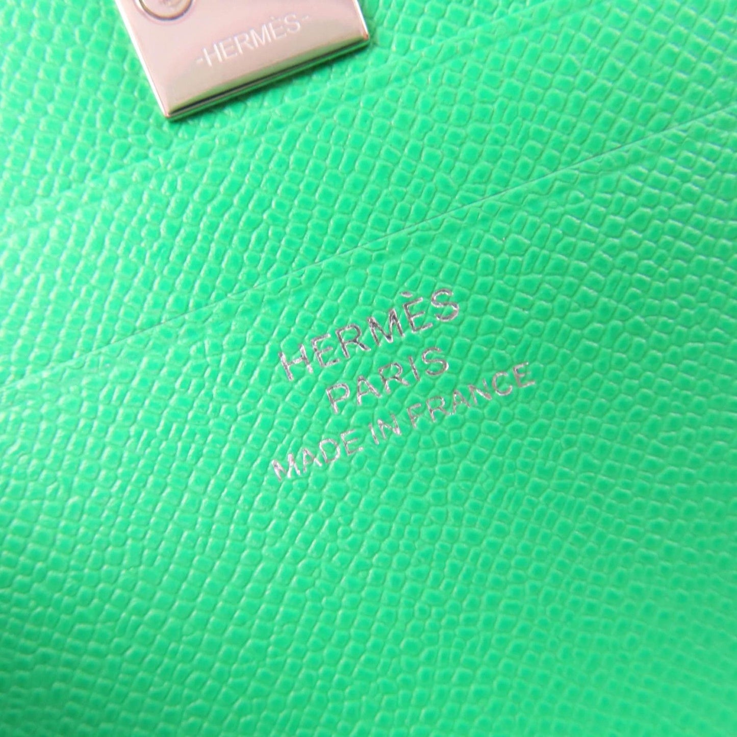 Hermes Medall Card Case Veau Epsom Vert Comic Silver — view 8