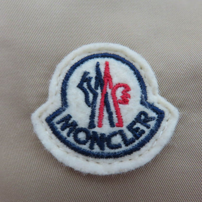 Moncler Villerest Logo Patch Hooded Trench Coat Beige — view 6