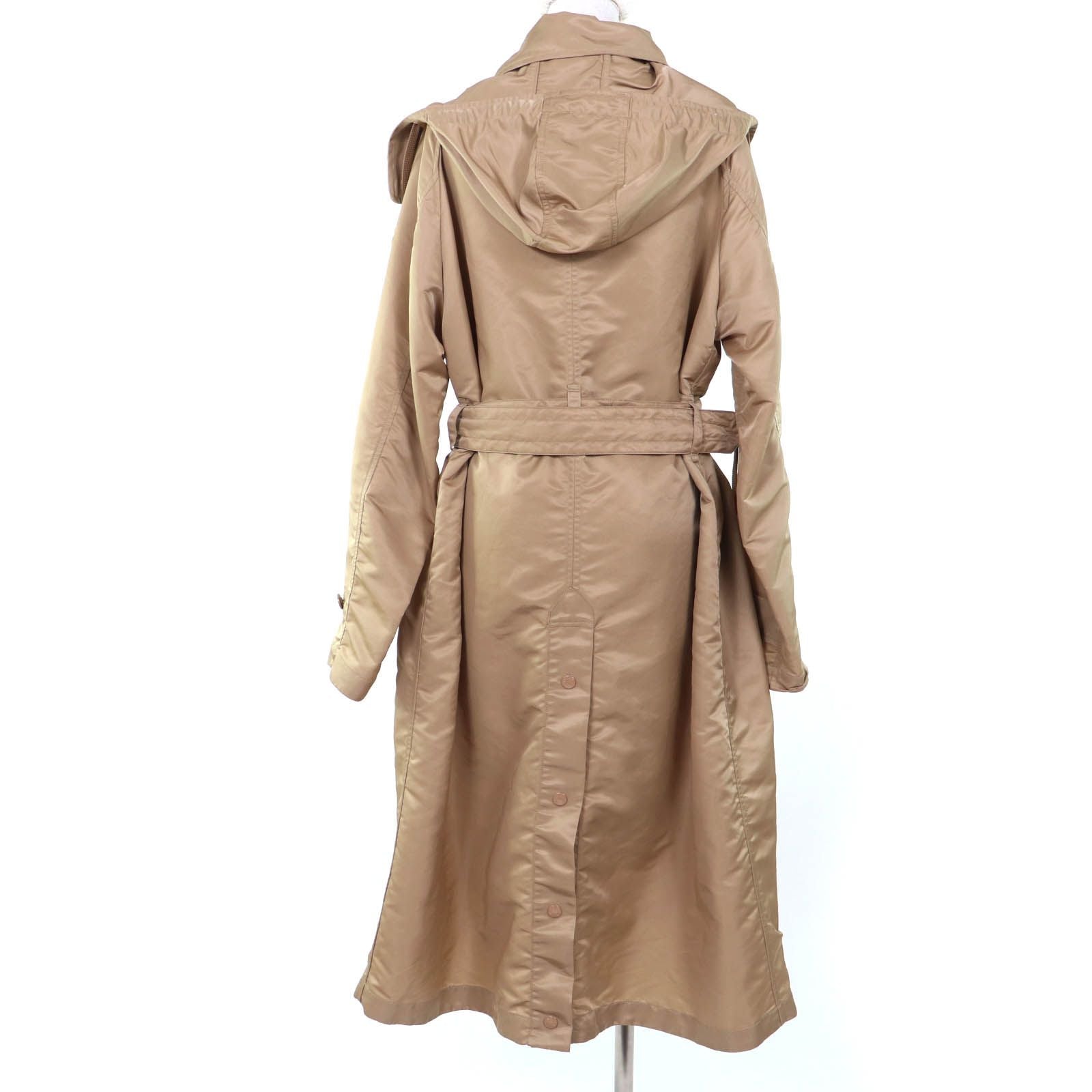 Moncler Villerest Logo Patch Hooded Trench Coat Beige — view 3