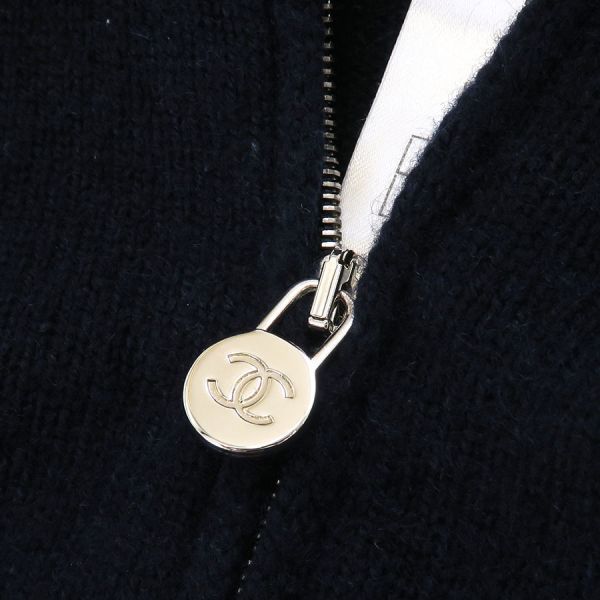 Chanel Hoodie Navy — view 3