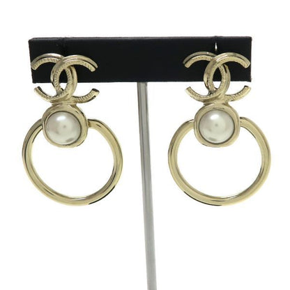 Chanel Pearl Earrings Multicolor