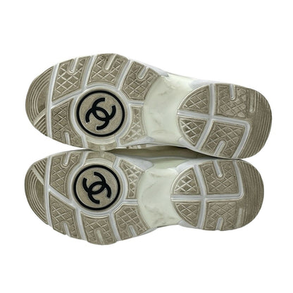Chanel Sneakers 37 Ivory CC Logo — view 4