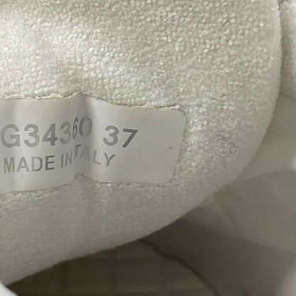 Chanel Sneakers 37 Ivory CC Logo — view 6