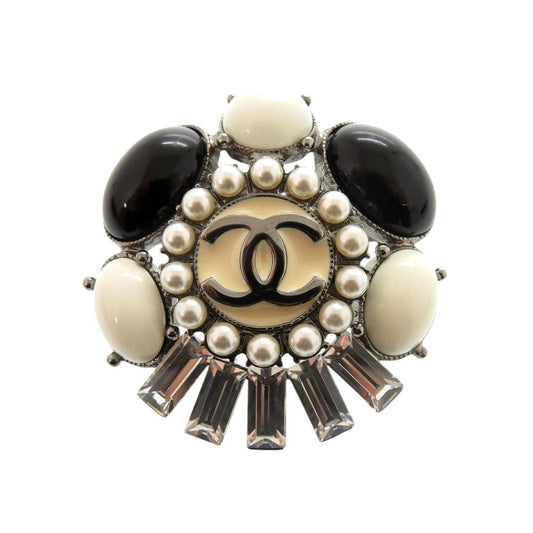 Chanel CC Logo Brooch Metal Faux Pearl Bijuu Black White