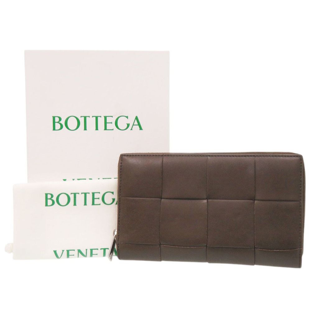 Bottega Veneta Maxi Intrecciato Leather Brown Wallet — view 2
