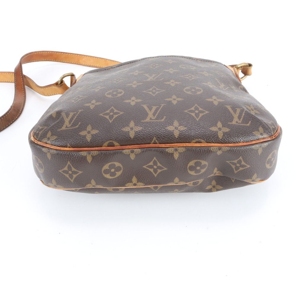 Louis Vuitton Monogram Odeon PM Leather Shoulder Bag Crossbody — view 6